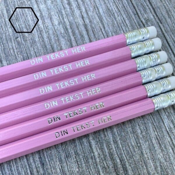 Pastellilla blyanter med navn