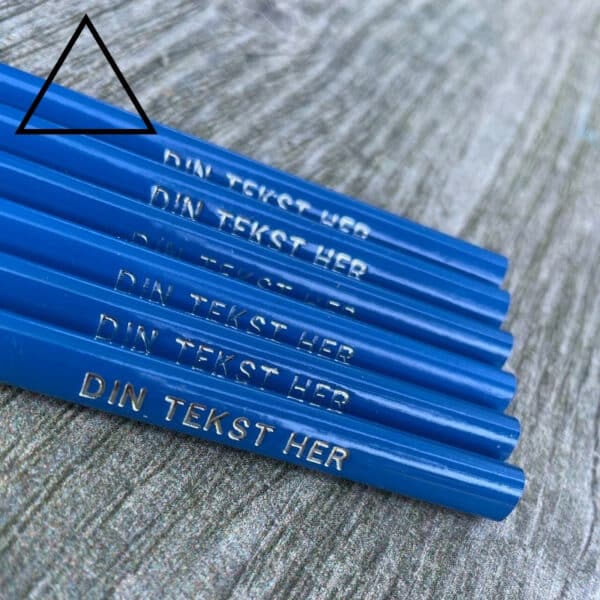 Blå blyanter med navn - trekantede